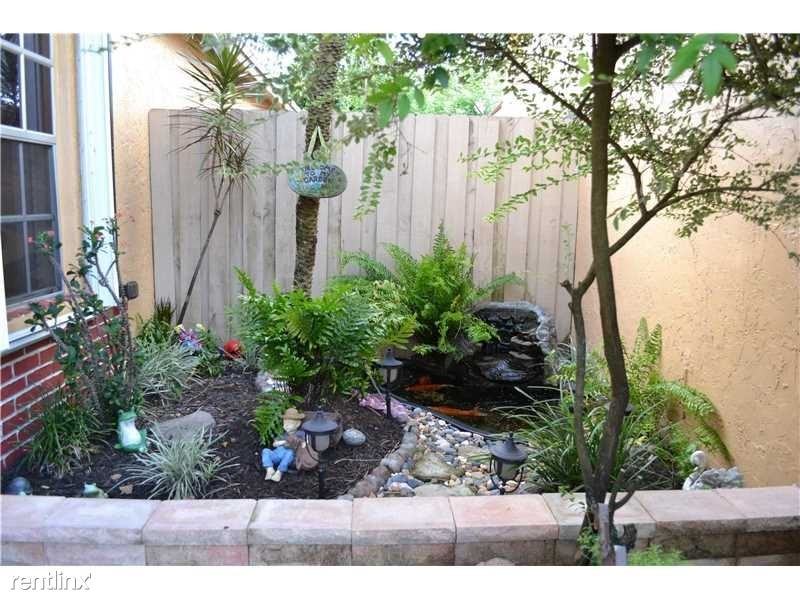 8430 NW 193rd Ln - Photo 2 of 21