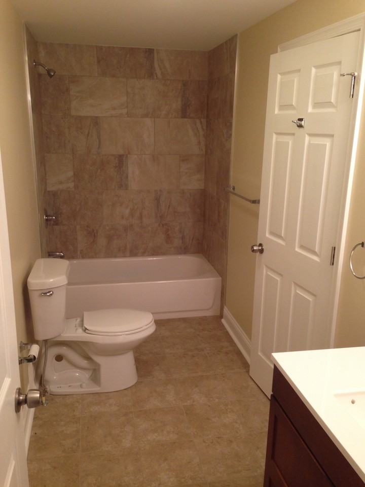 2252 Bryn Mawr Ave - Photo 3 of 6