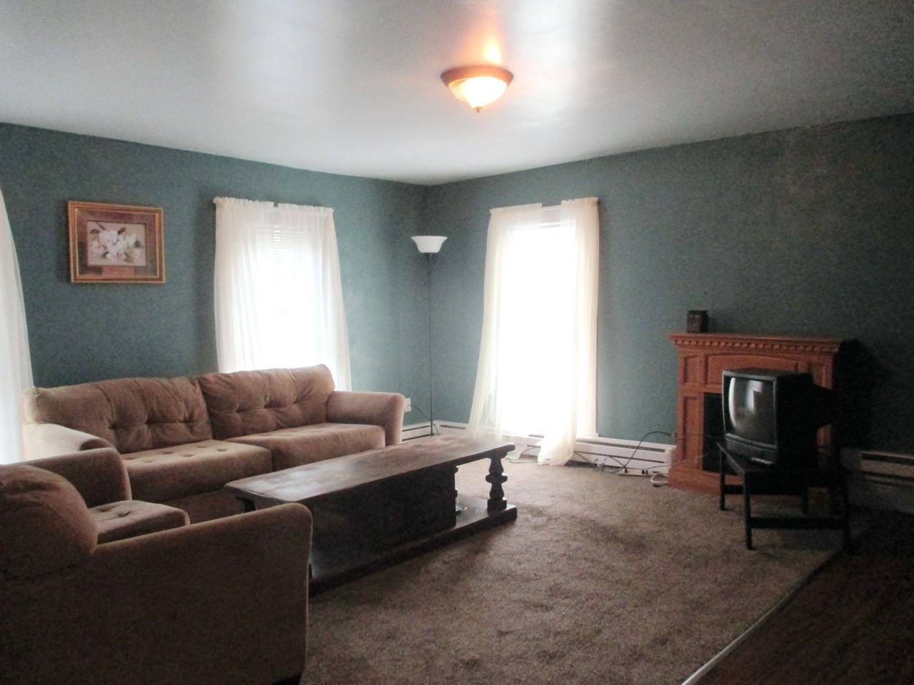 52 Jefferson Rd - Photo 2 of 9