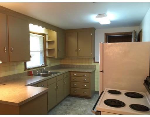 42 Burlingame Rd - Photo 2 of 13