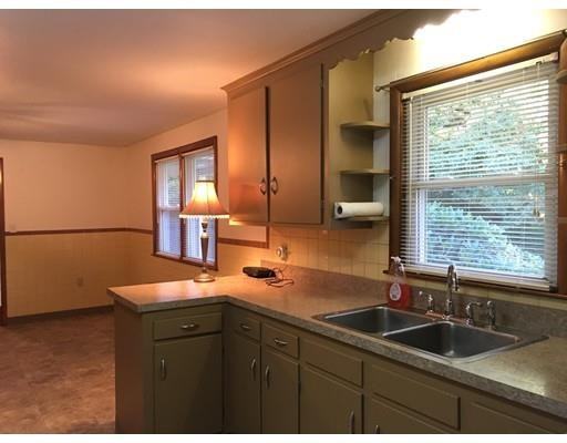 42 Burlingame Rd - Photo 3 of 13