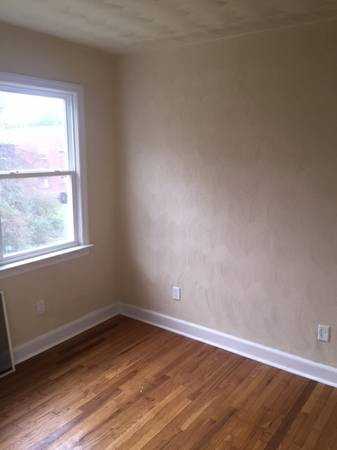 811 East 30th Street #4 - Photo 3 of 6