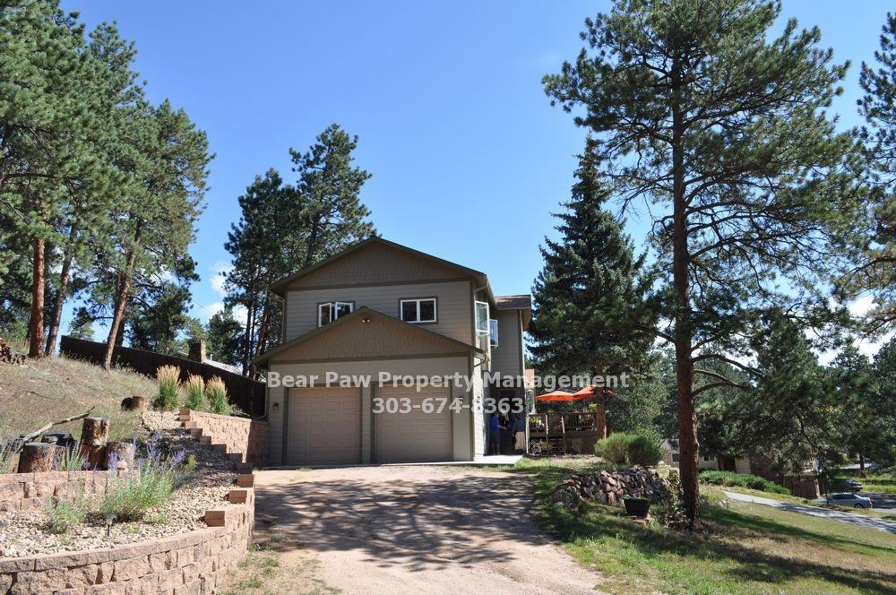 28349 Douglas Park Rd - Photo 2 of 20