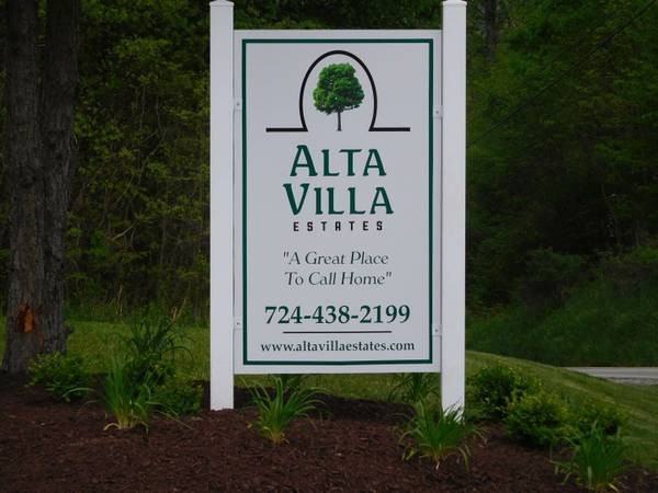 8 Vía Naples - Photo 2 of 5