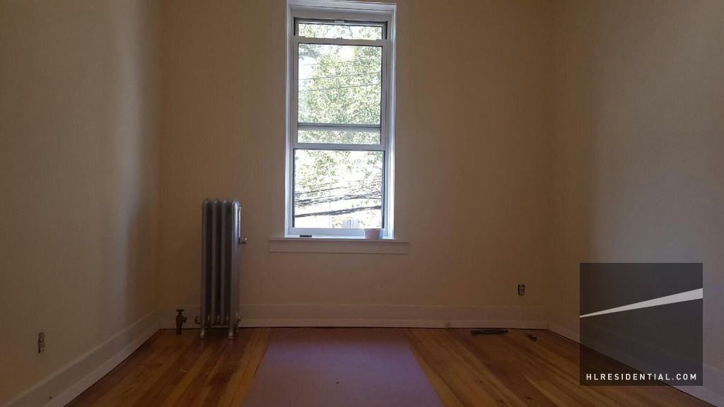 67-59 78th Street #2F - Photo 2 of 7