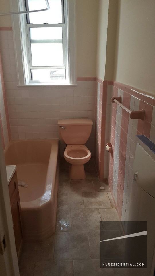 67-59 78th Street #2F - Photo 3 of 7