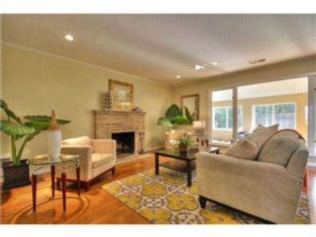 1625 Quesada Way - Photo 3 of 13