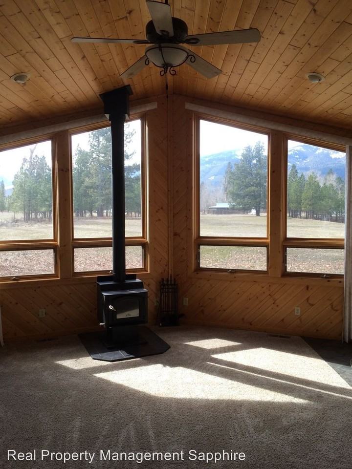 1566 Ward Mountain Ln - Photo 2 of 17