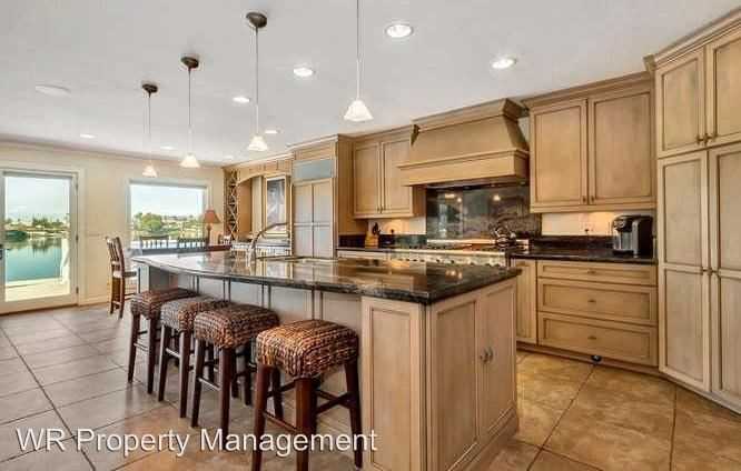 760 Beaver Ln - Photo 3 of 28