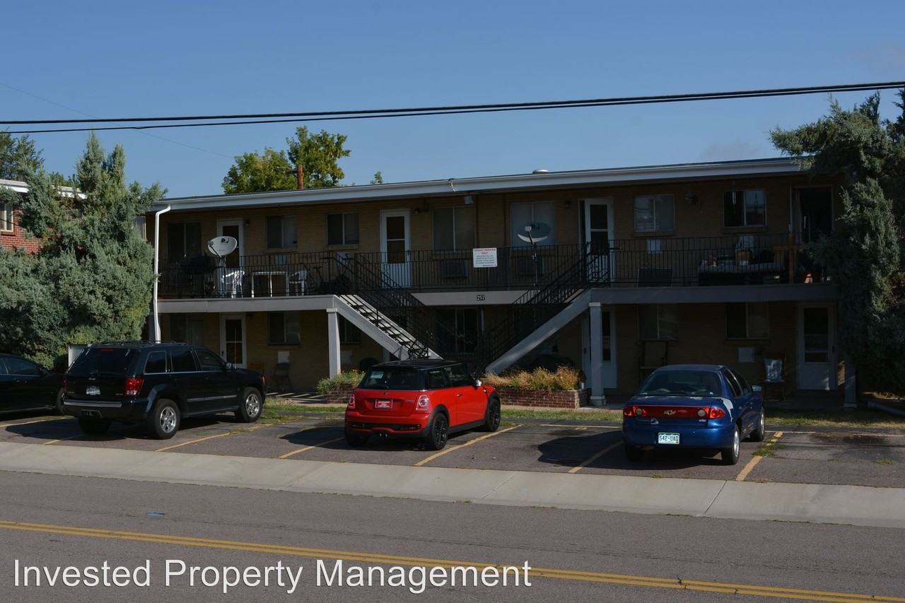 257 E Powers Ave - Photo 2 of 9