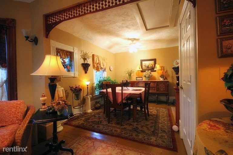 733 Seymour Ave - Photo 3 of 4