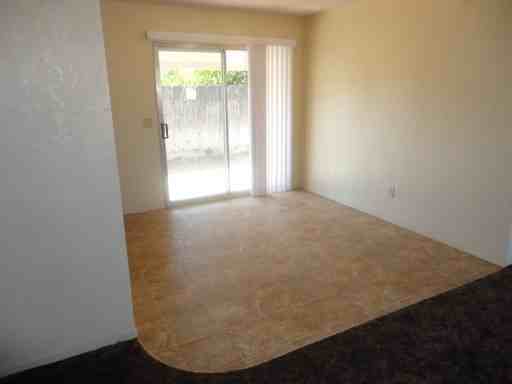 354 S Tulsa Rd - Photo 3 of 9