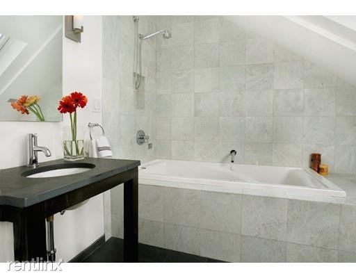 12 Sackville St #2 - Photo 2 of 8