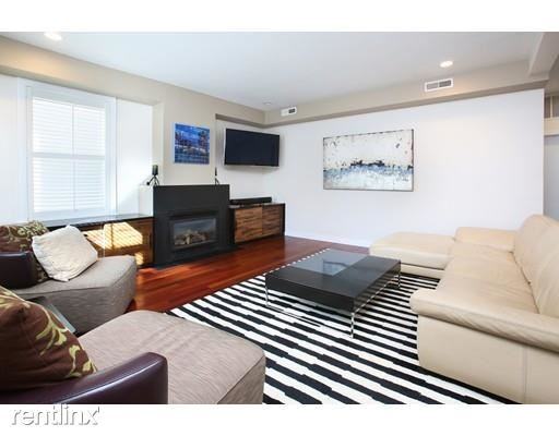 12 Sackville St #2 - Photo 3 of 8