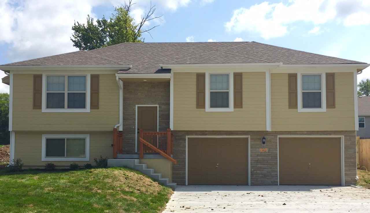 709 Emerson Dr