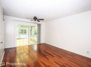 2813 N Olive Ln - Photo 3 of 8