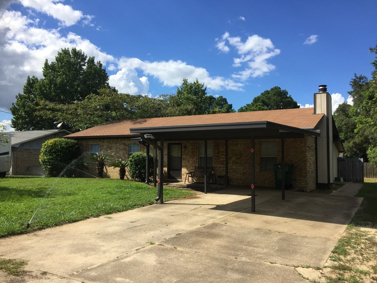 518 Wildwood St - Photo 3 of 34