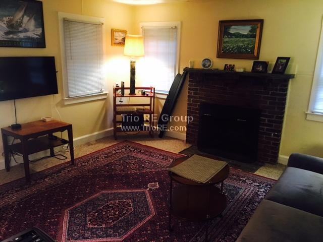 164 Orchard Ave - Photo 3 of 10