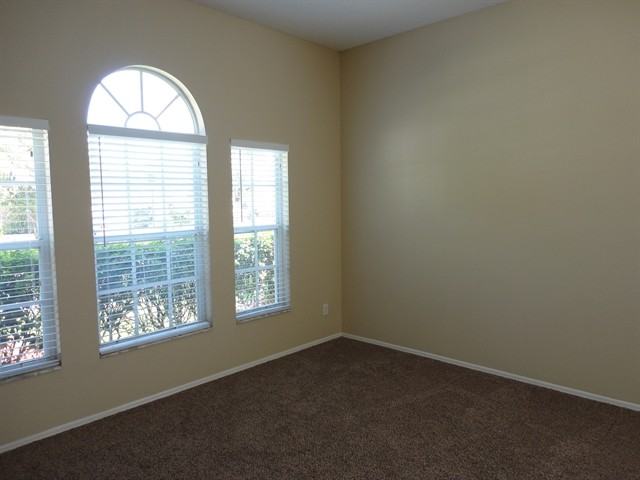 11523 Wellman Dr - Photo 2 of 9