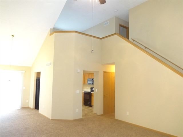 287 Iris Trail Dr - Photo 2 of 11