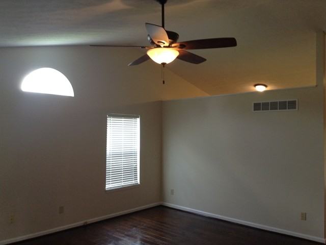 18 Partridge Dr - Photo 2 of 10