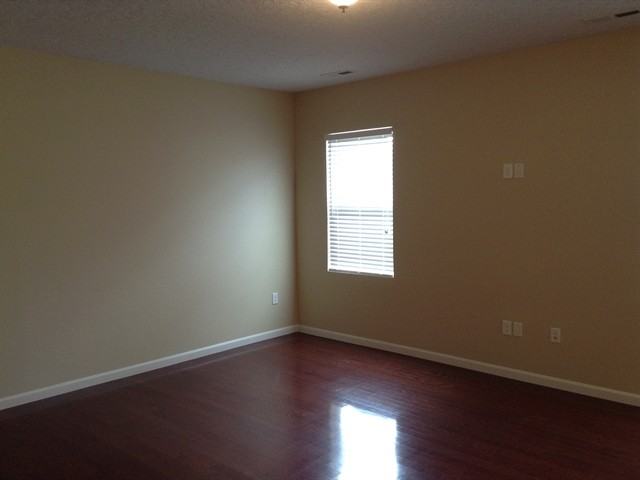 2415 Frontier Dr - Photo 3 of 13