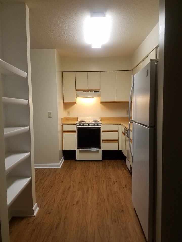 708 West Hargett Street #B - Photo 2 of 7