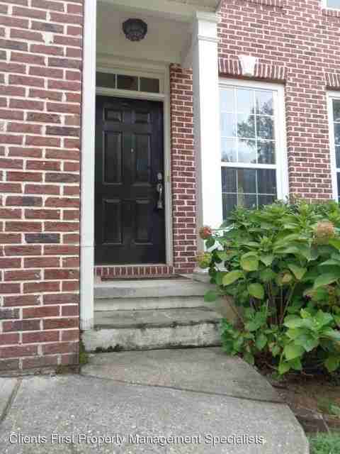 221 Diamond Valley Pass - Photo 2 of 25