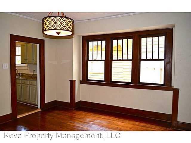 700 NW 24th St - Photo 3 of 14