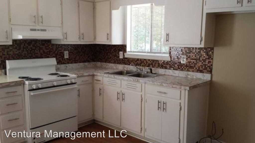8423 Magnolia Dr - Photo 2 of 9