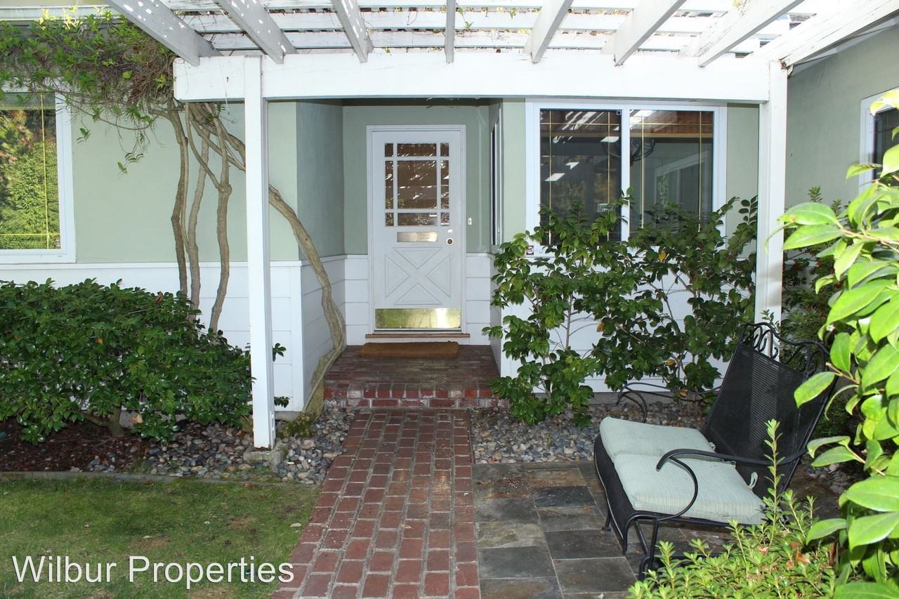 3372 Ramona St - Photo 2 of 16