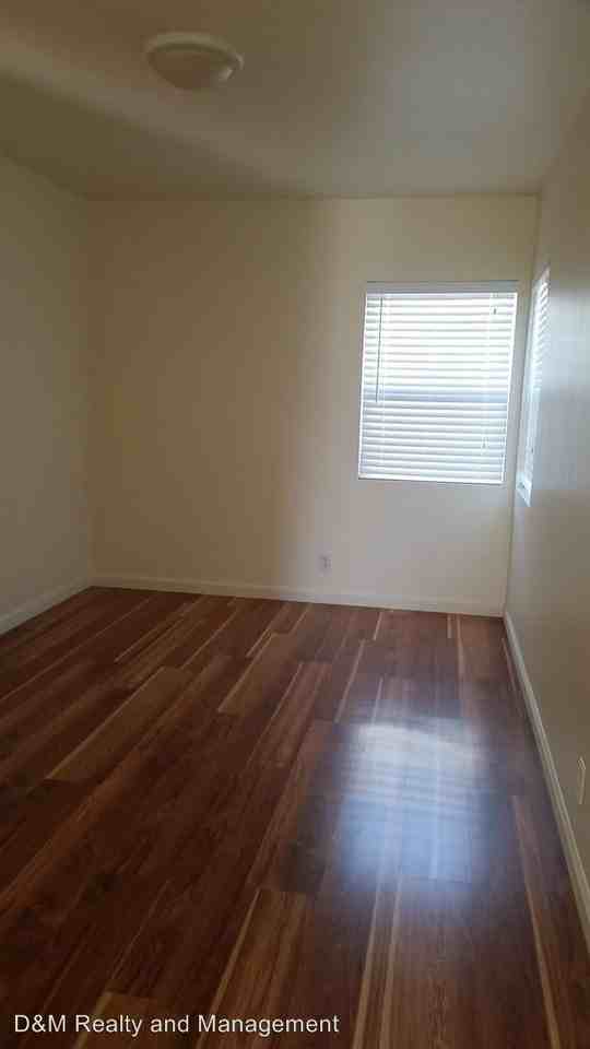 2059 Harrison Ave - Photo 3 of 7