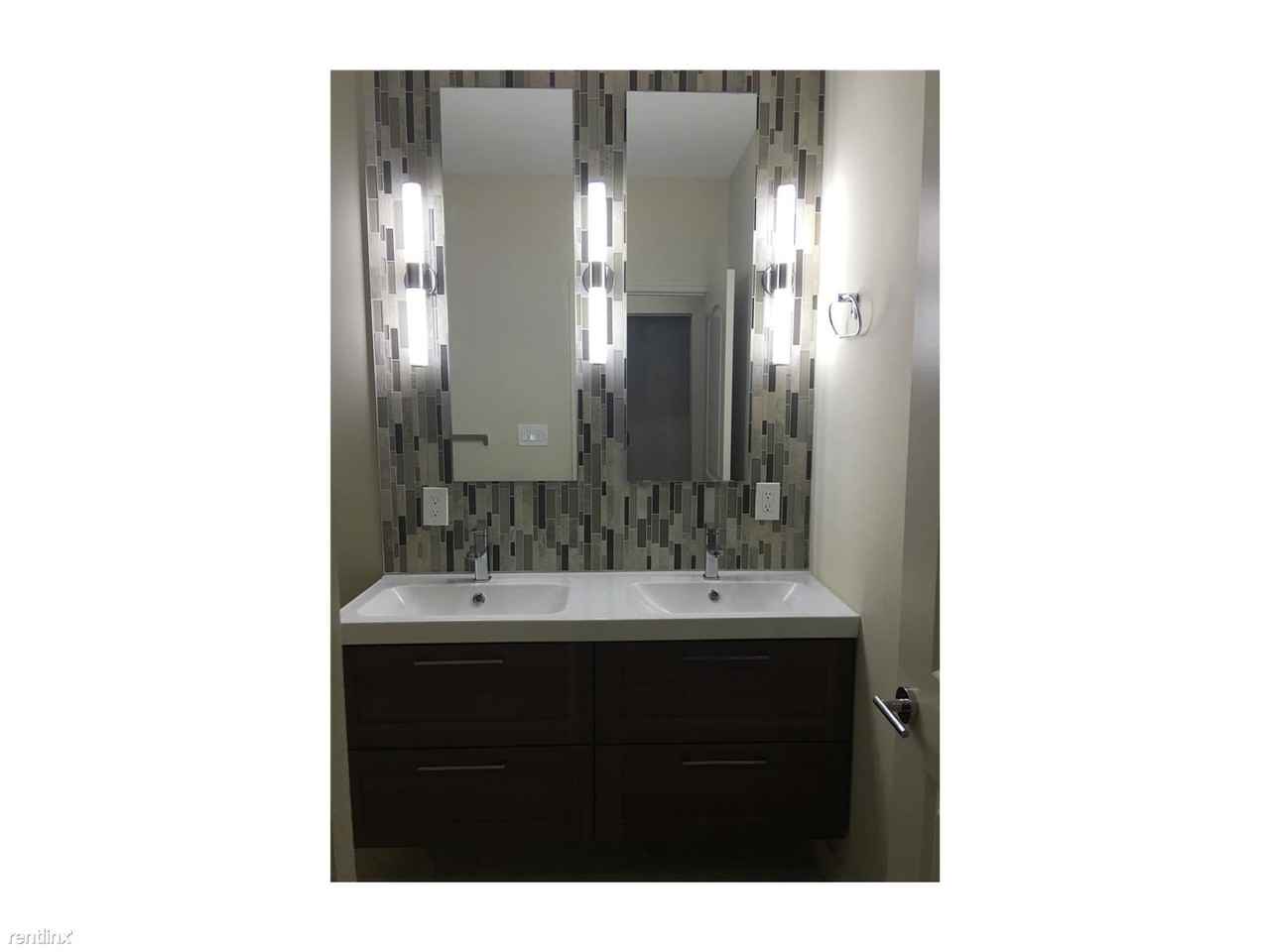 1514 Davie Blvd - Photo 2 of 21