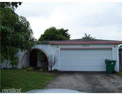 2812 Canal Rd - Photo 3 of 15