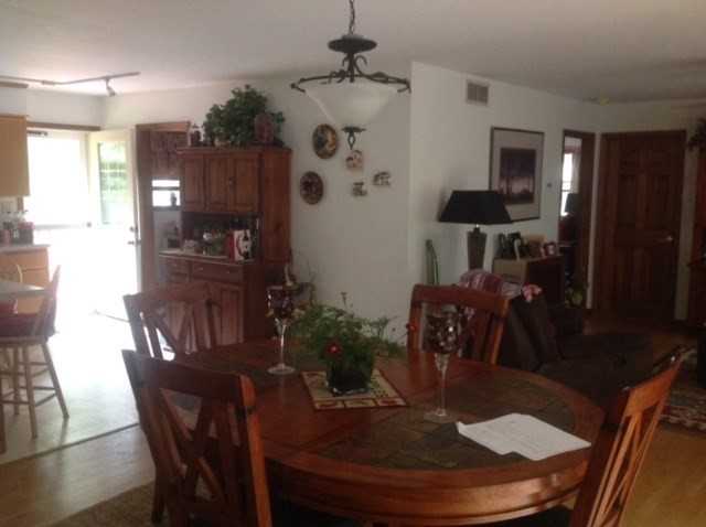 1309 Perth Rd - Photo 2 of 18