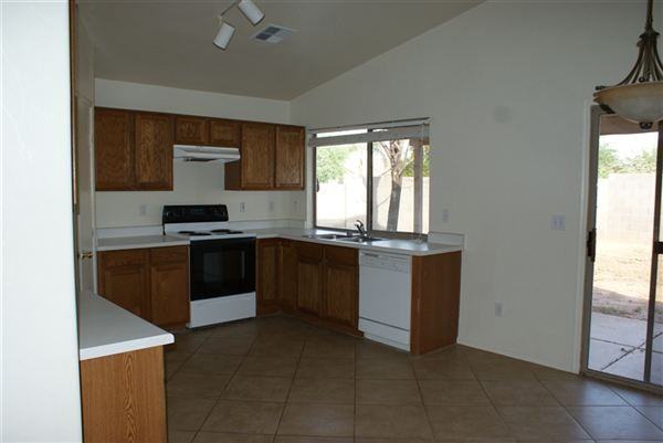 1442 W Vaughn Ave - Photo 3 of 3