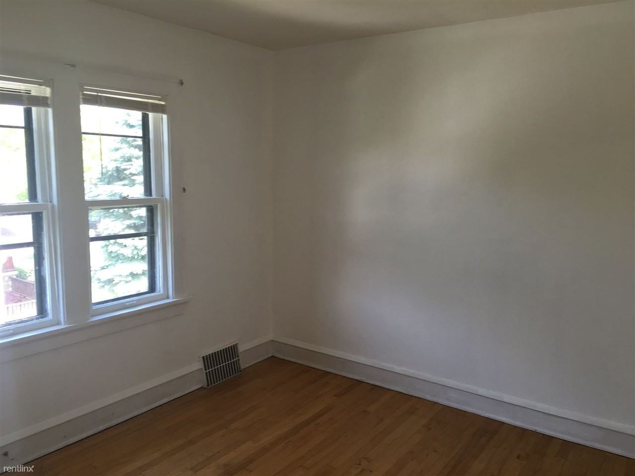 1137 S 73rd St - Photo 3 of 5