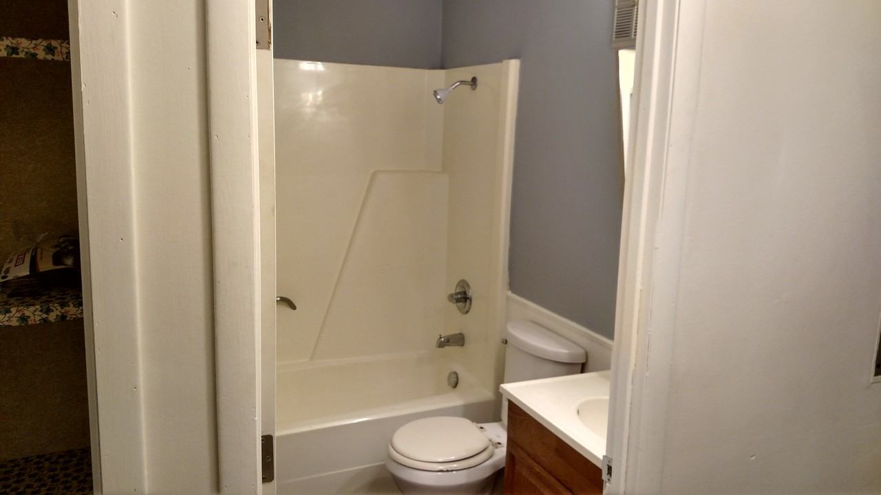 502 Chinworth Court #B - Photo 2 of 6