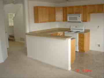 3728 Deloy - Photo 3 of 4