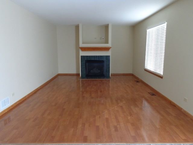 1337 Angeline Dr - Photo 3 of 10