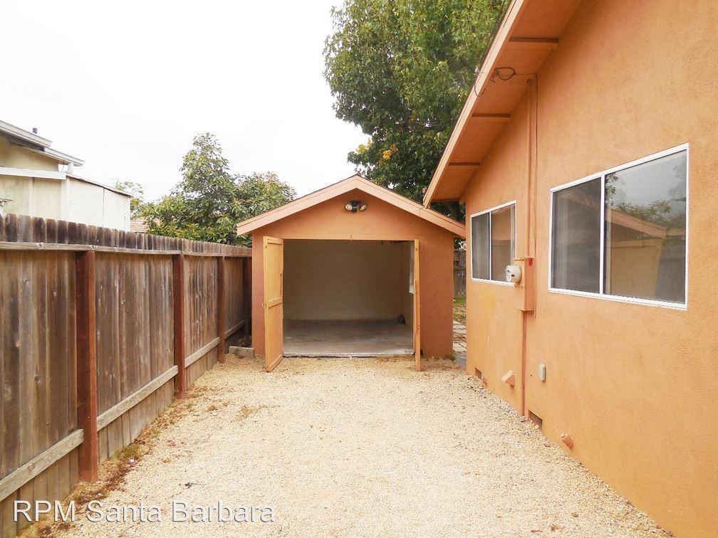 1314 Chino St - Photo 3 of 17