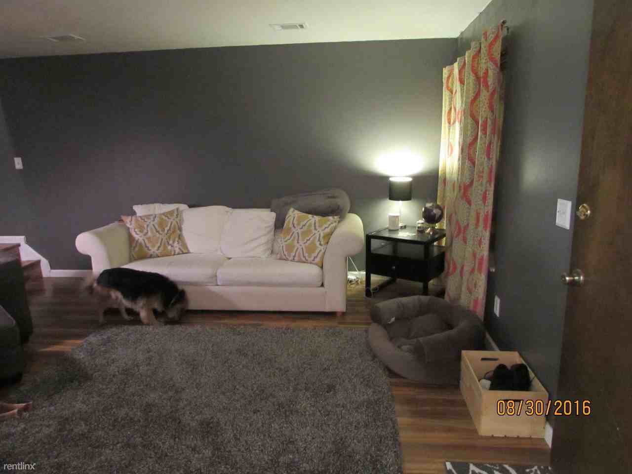 7904 Chase Cir - Photo 3 of 8