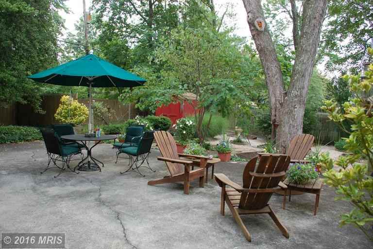3045 Olin Dr - Photo 3 of 18