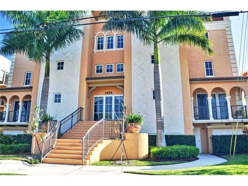 1424 SE 12th St #2A - Photo 3 of 14