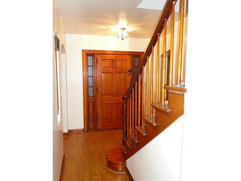 311 Meadow Rd - Photo 2 of 21