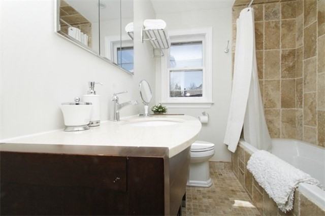 191 Lawrence Avenue West - Photo 3 of 8