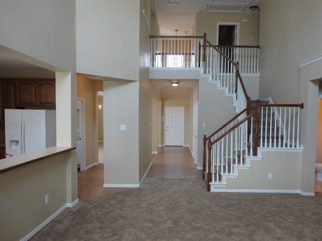 832 Hemlock Trail - Photo 2 of 14