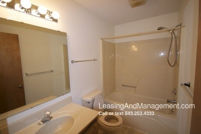 142 Walker St - Photo 3 of 11