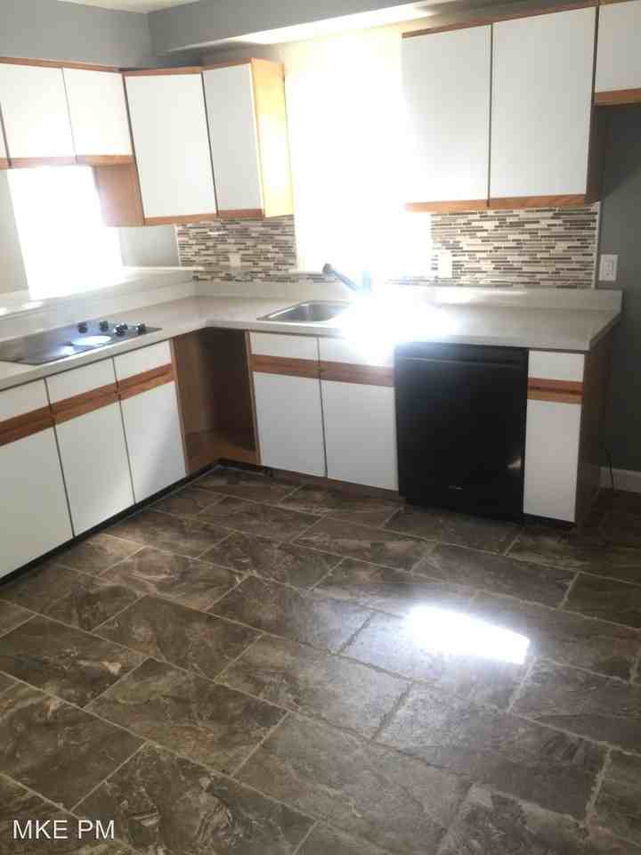 4040 W Green Tree Rd - Photo 2 of 10