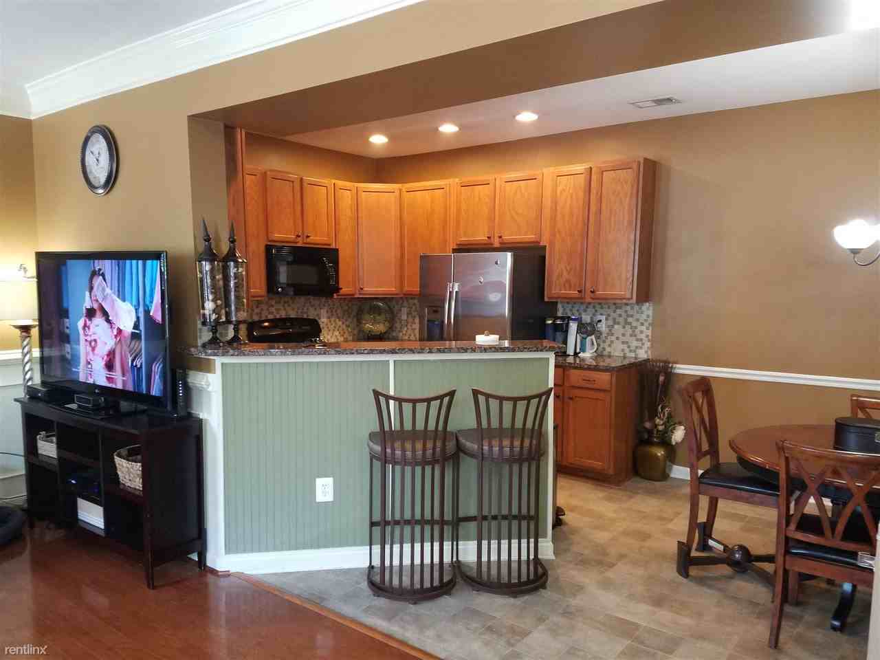 122 Mountain Creek Circle - Photo 3 of 10